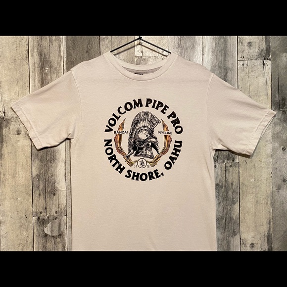 🦩Volcom Short Sleeve TeeShirt🦩 - Picture 3 of 8